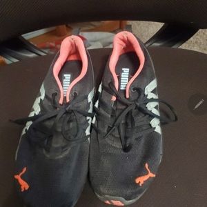 PUMA Women's Riaze Prowl Training Shoes